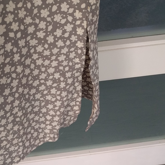 👠👠👠Beautiful Floral dress by Masquerade 🌸🌸 - Picture 6 of 9